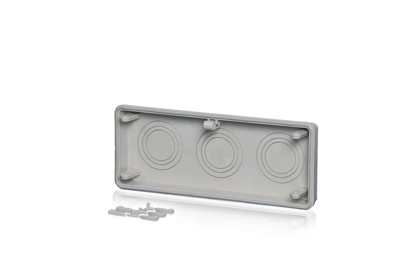 Ein flacher Polycarbonat-Anbauflansch hinter einem transparenten Hintergrund.